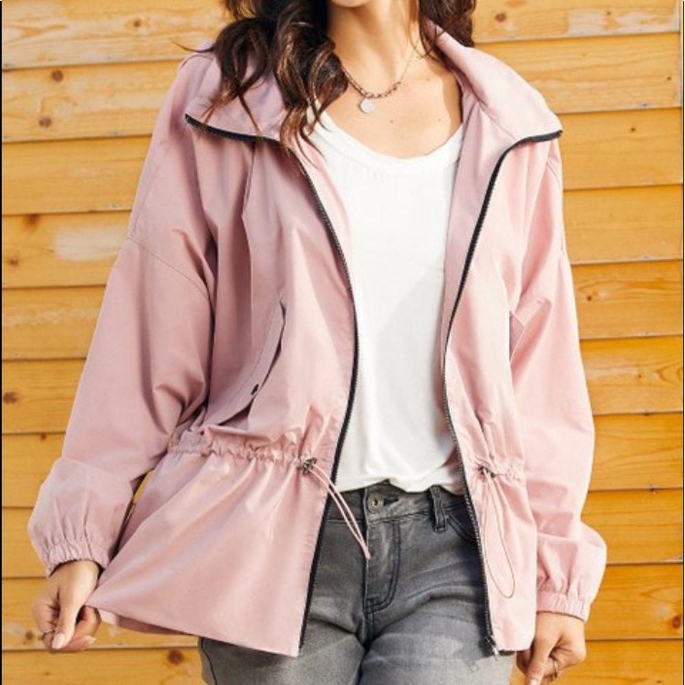 New Weekend Suzanne Betro Windbreaker Rain Jacket